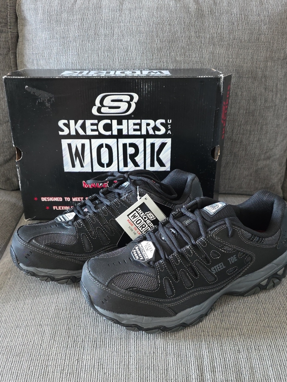 Skechers Cankton Men’s Black Steel Toe Slip-Resistant Work Shoes, New In Box, 12